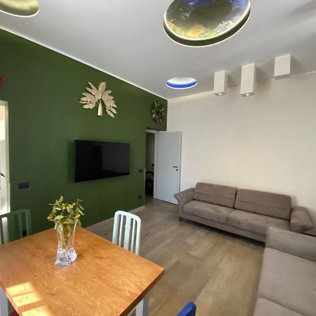 Mondo Vacanze Appartement Savona Buitenkant foto