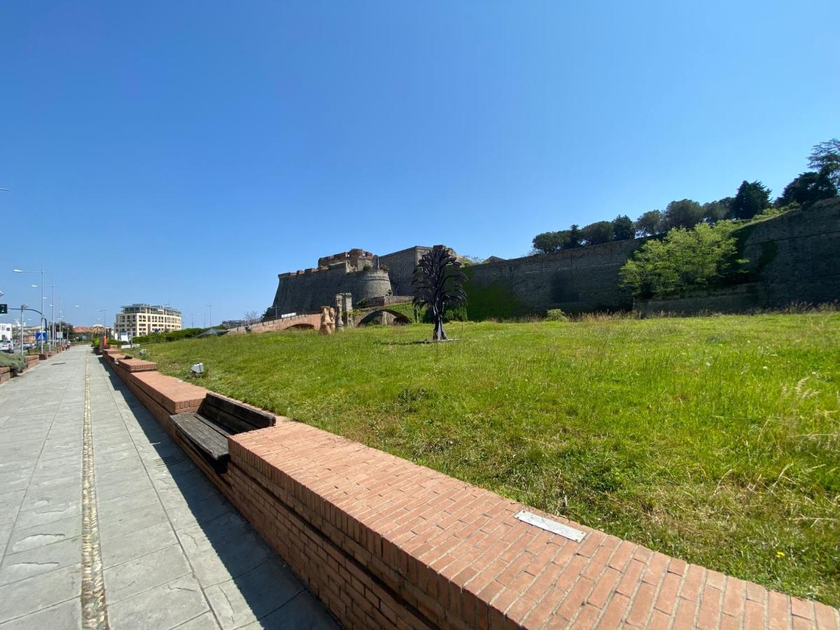 Mondo Vacanze Appartement Savona Buitenkant foto